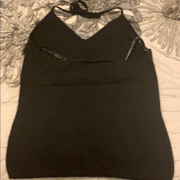 Halter top - Picture 2 of 2